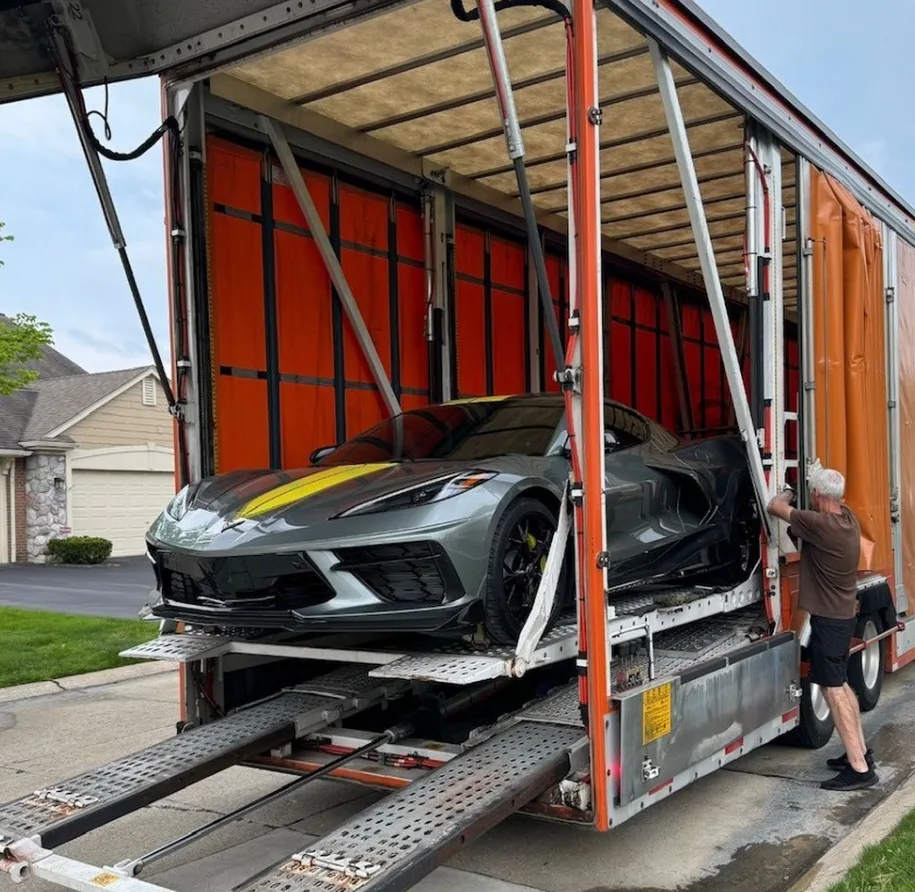 Expert tips on when should you ship your car as a snowbird?