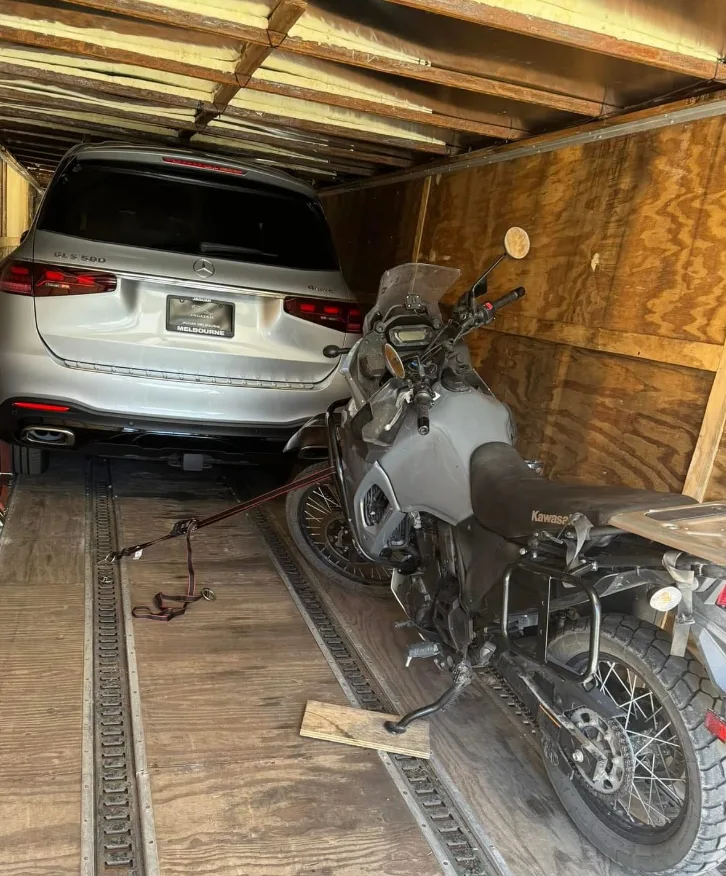 Professional who should use professional motorcycle shipping? — National Auto Transport