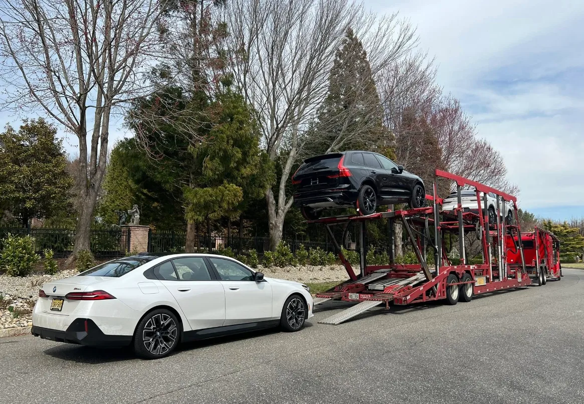 How Do Pickup and Delivery Options Differ? — National Auto Transport guide
