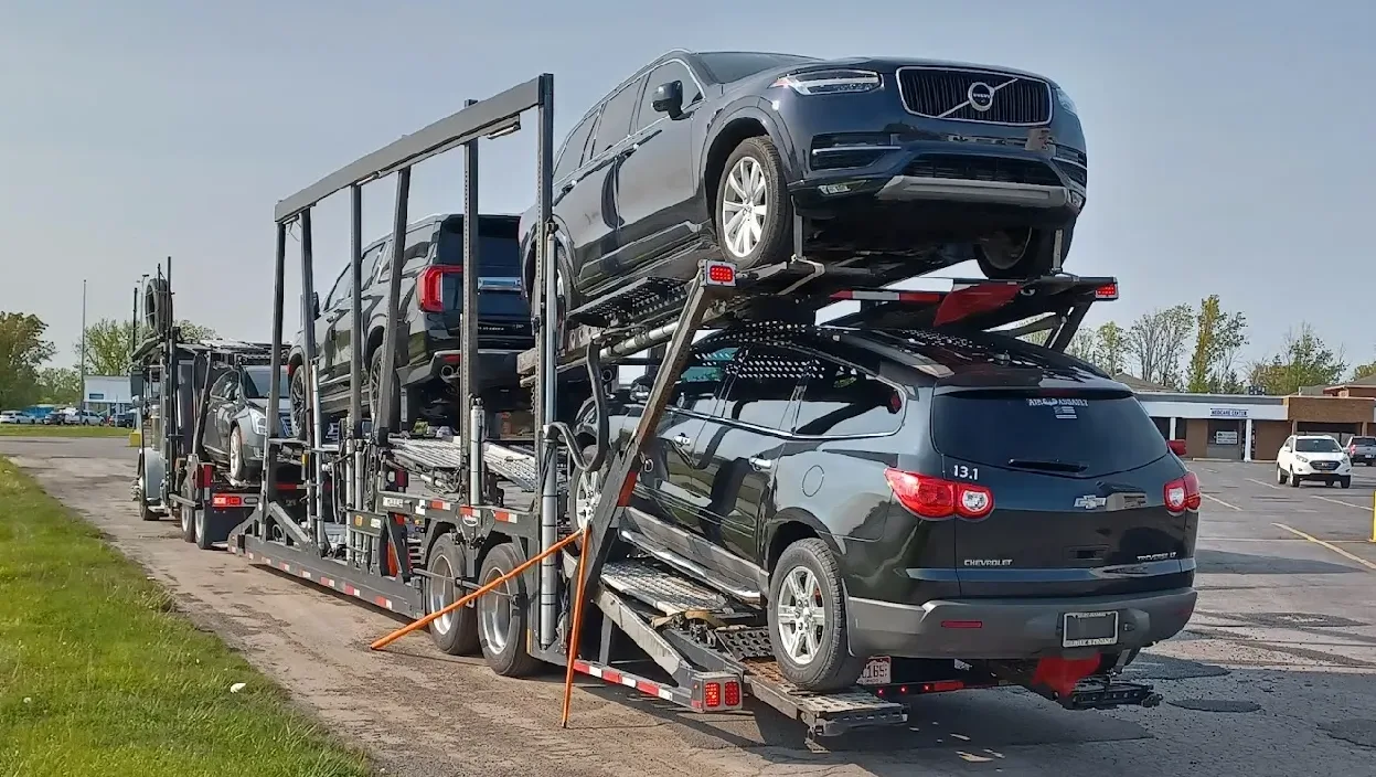 Auto transport chicago pickup and phoenix delivery areas with National Auto Transport